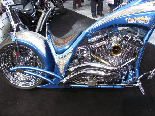 IMOT 2012 super Custombike in blau