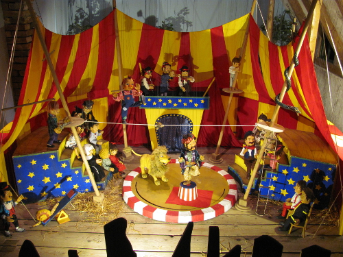Augsburger Puppenkiste - Zirkus